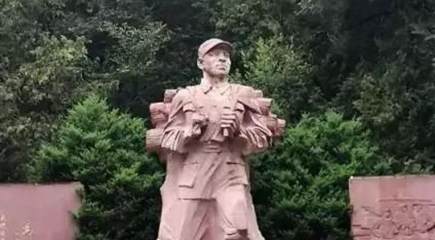 全心全意为人民服务是党的根本宗旨。延安时期,毛泽东同志在追悼张思德同志时发表的《为人民服务》的演讲,深刻揭示了党群关系、干群关系、军民关系的真谛。